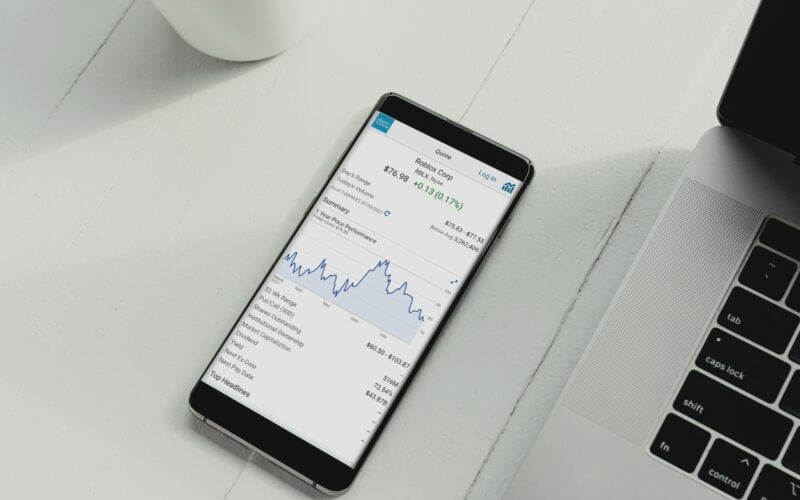 Copy Trade: A Beginner’s Guide to Mimicking the Success of Expert Traders