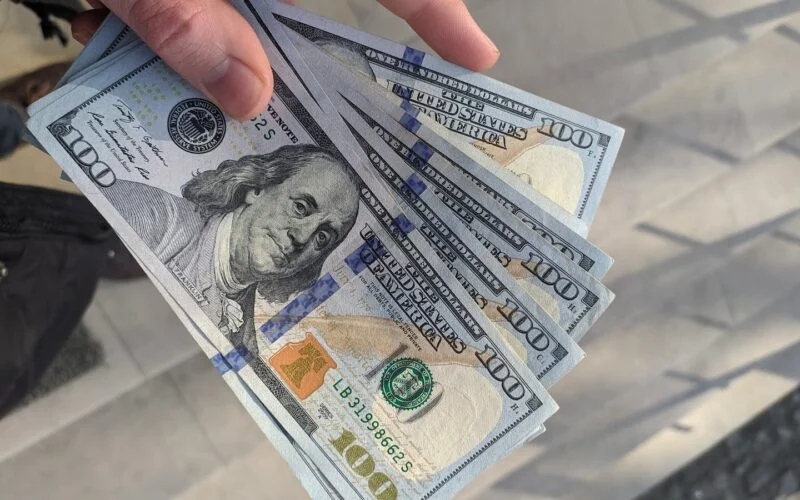 100 us dollar bill